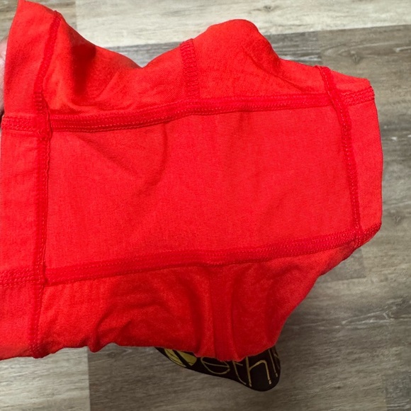 Ethika Red shorts - Picture 2 of 2